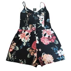 NWT SELECT (UK) Pretty Floral Scuba Short Playsuit/Romper Black Size 6/UK 10
